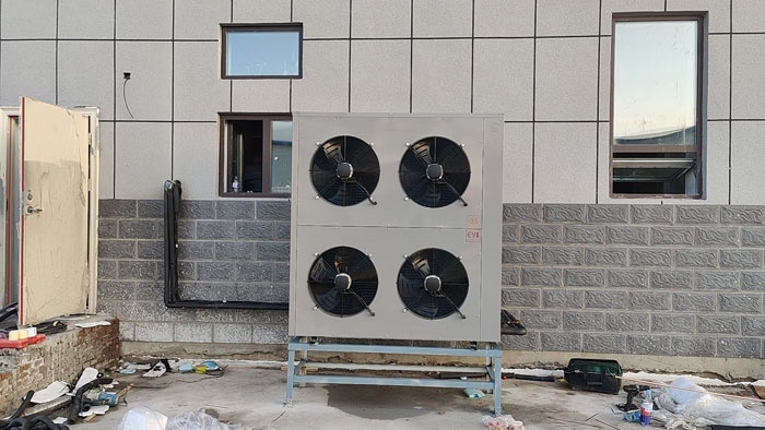 Le Due Sessioni danno il tono allo sviluppo verde e all'aria superiore della stazione a pompa di calore a doppia sorgente