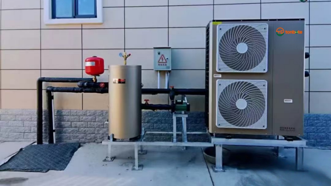 Le scoperte tecnologiche guidano la transizione verso un’economia a basse emissioni di carbonio, mentre le pompe di calore a doppia fonte affrontano i punti critici delle industrie ad alto consumo energetico Le scoperte tecnologiche guidano la transizione verso un’economia a basse emissioni di carbonio, mentre le pompe di calore a doppia fonte affrontano i punti critici delle industrie ad alto consumo energetico